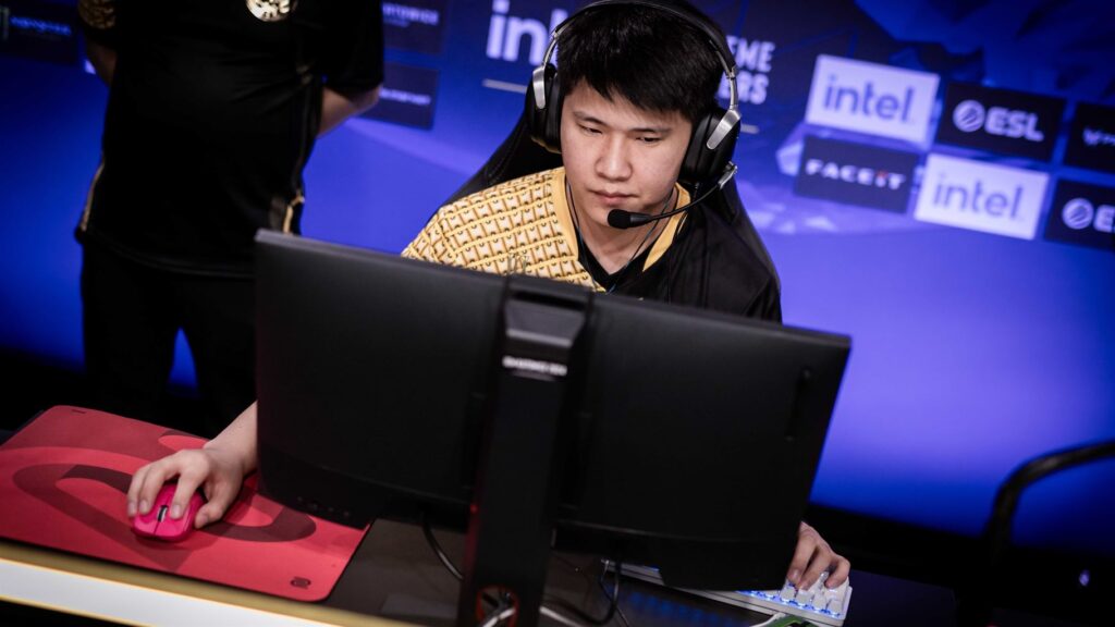Falcons prevail over FURIA in brutal decider match