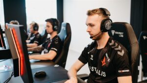 gla1ve: I am back as the IGL