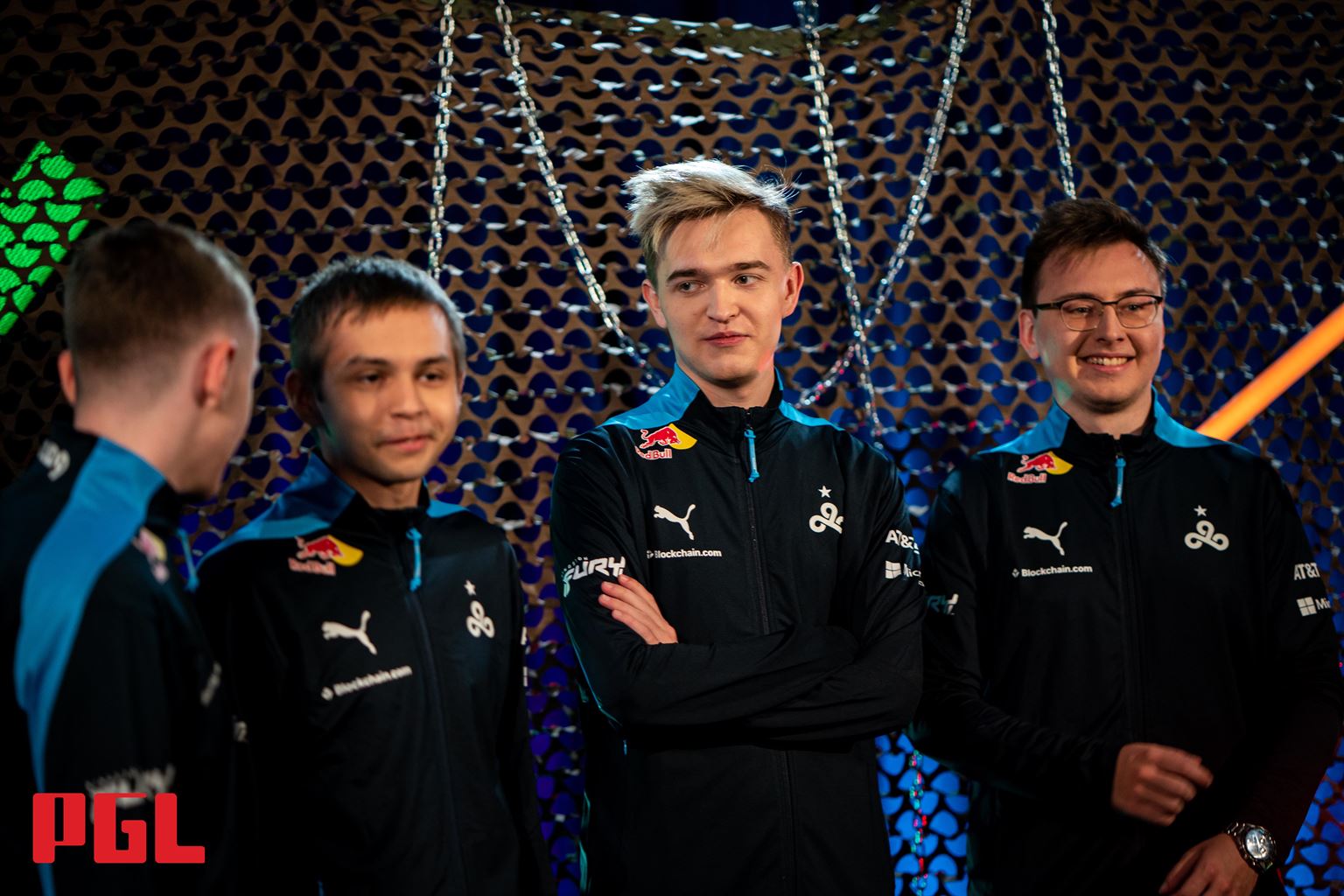 Cloud9 edge past Outsiders to secure quarter-finals