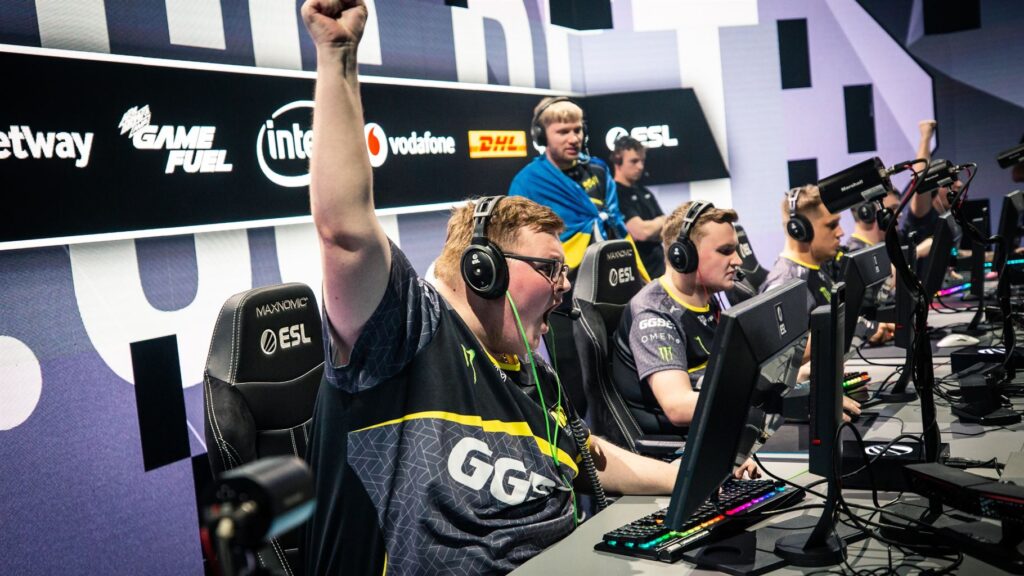 NAF extends contract with Liquid