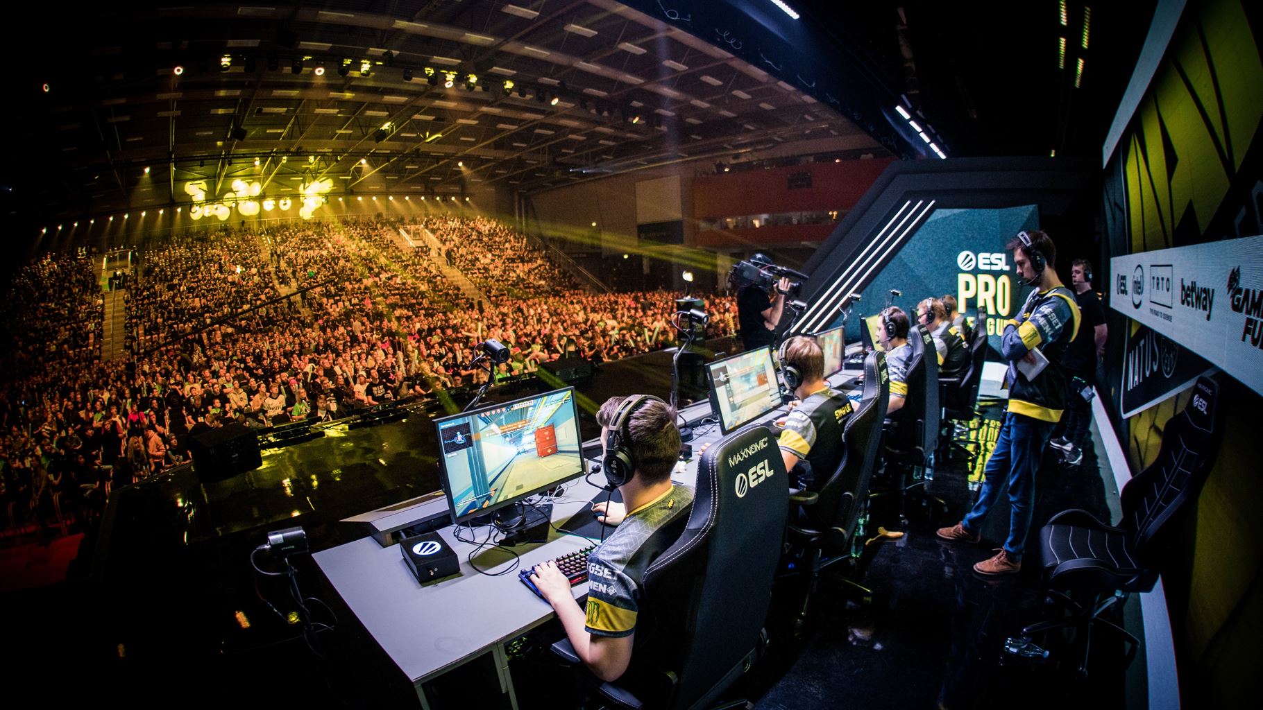 Pley of the Day: B1T aces the round with his P250!