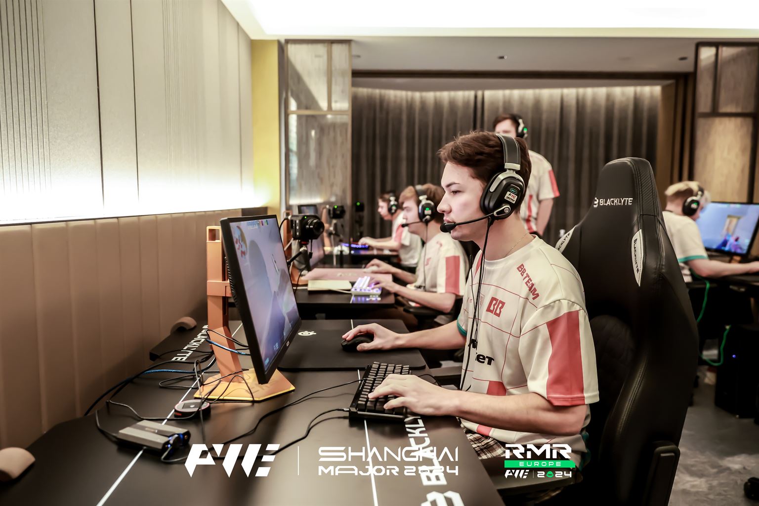 BetBoom Eliminates SAW to Reach Seventh-Place Decider at Europe RMR A
