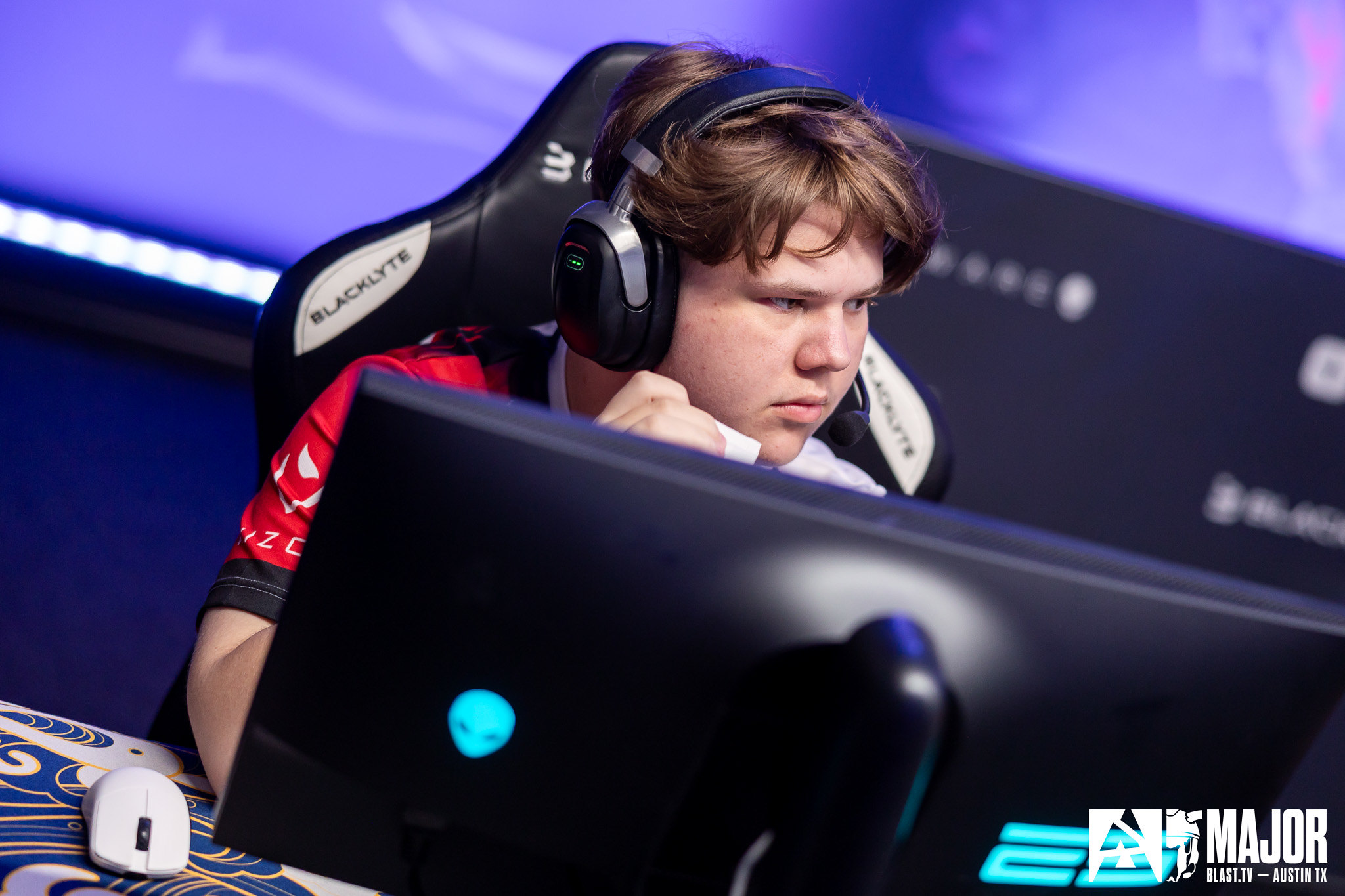 zweih pops off to destroy Astralis, could potentially pick Spirit as bounty