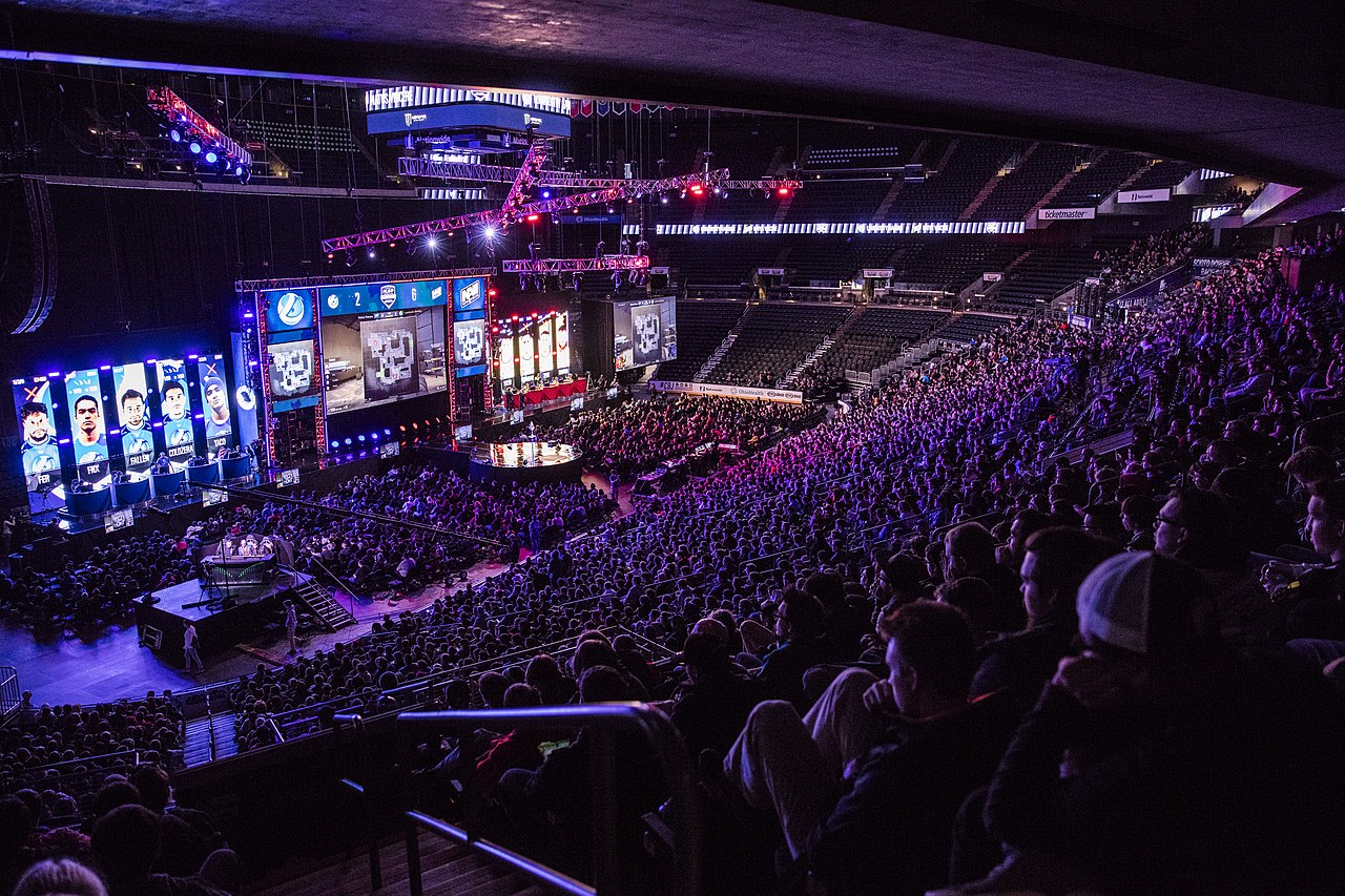 Luminosity vs Natus Vincere at the CS:GO MLG Columbus tournament