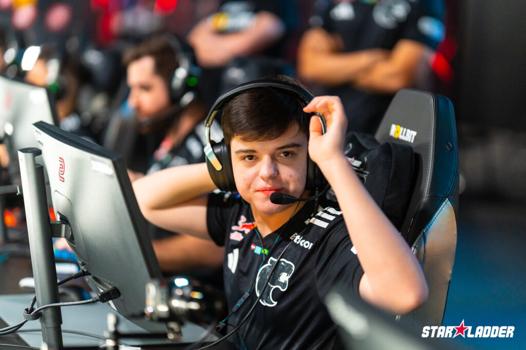 stavn leaves Astralis