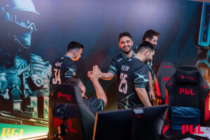 Aurora overcome Astralis to finalize playoff bracket in Bucharest
