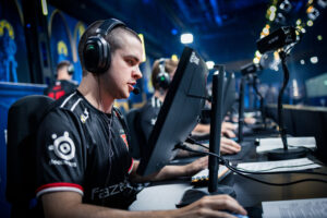 Major Swiss Stage Round 2 is set with FaZe and fnatic featured in the 1-0 bracket