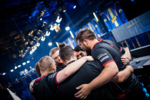 Complexity to exit Counter Strike after sale of four players