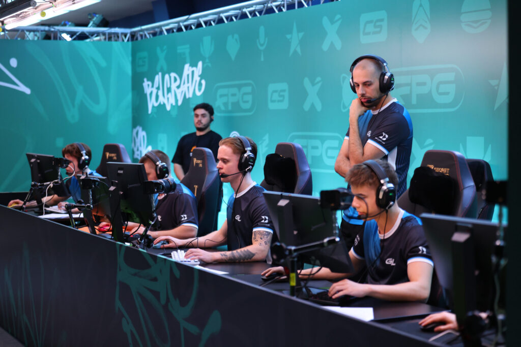 Astralis lets go of Device and Magisk and opens to “international market”
