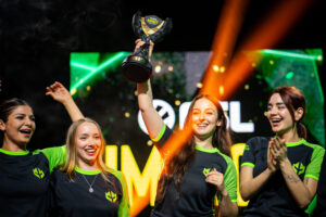 “They’re actually insane” – CS superstars rally to applaud Imperial fe