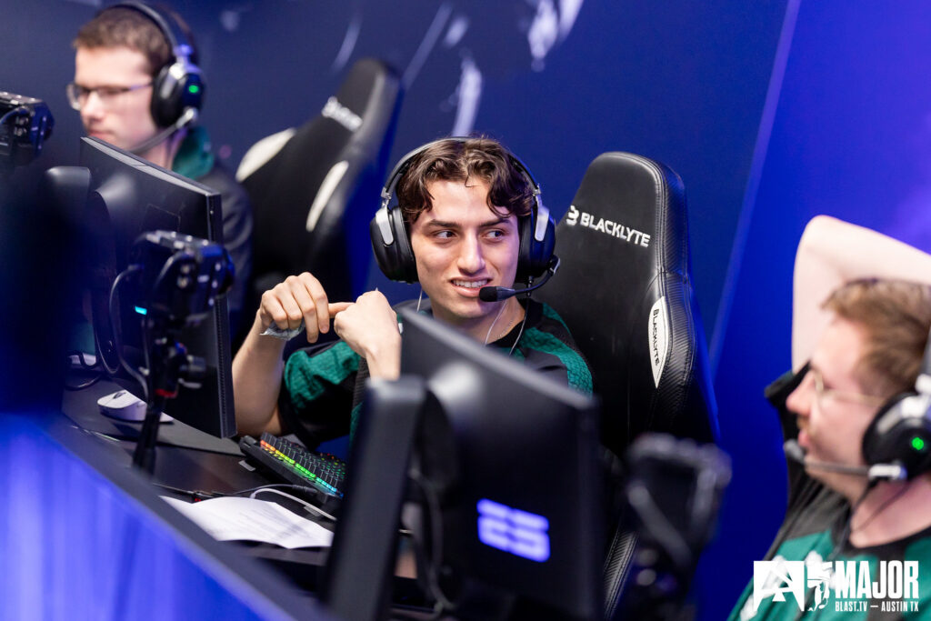 Legacy’s coach banned from rest of IEM Cologne Major due to “giving a thumbs up” to dumau