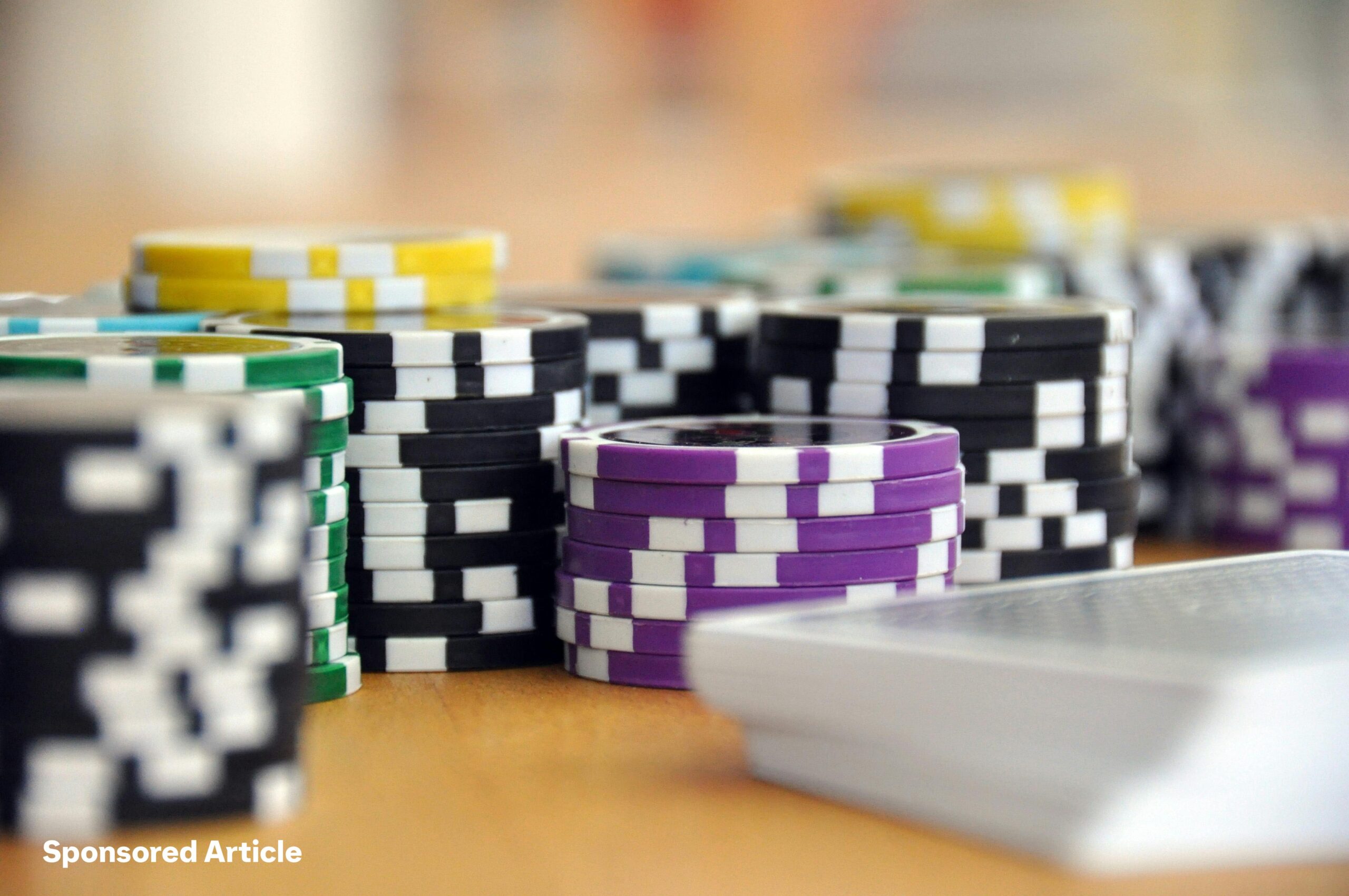 Why Swedes Should Consider Playing on Casinos with Other Licenses Than the Swedish