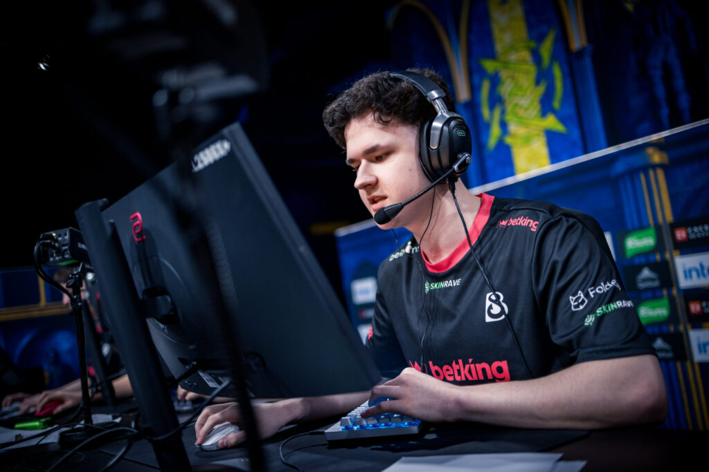 Astralis lets go of Device and Magisk and opens to “international market”