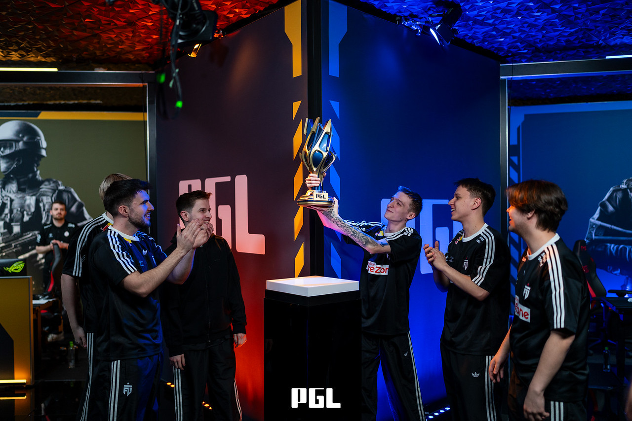 FUT Esports lift the PGL Bucharest 2026 trophy
