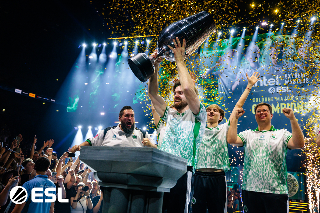 NiKo, trophy, Major, Falcons