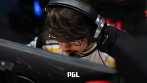 Legacy's coach banned from rest of IEM Cologne Major due to "giving a thumbs up" to dumau