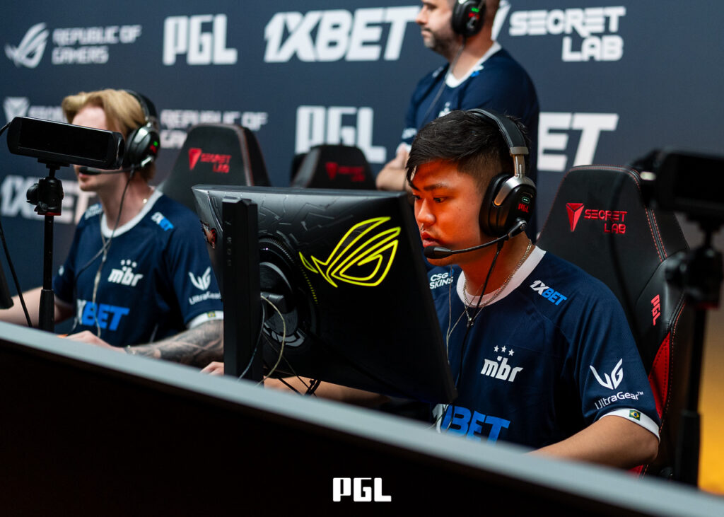 Legacy’s coach banned from rest of IEM Cologne Major due to “giving a thumbs up” to dumau
