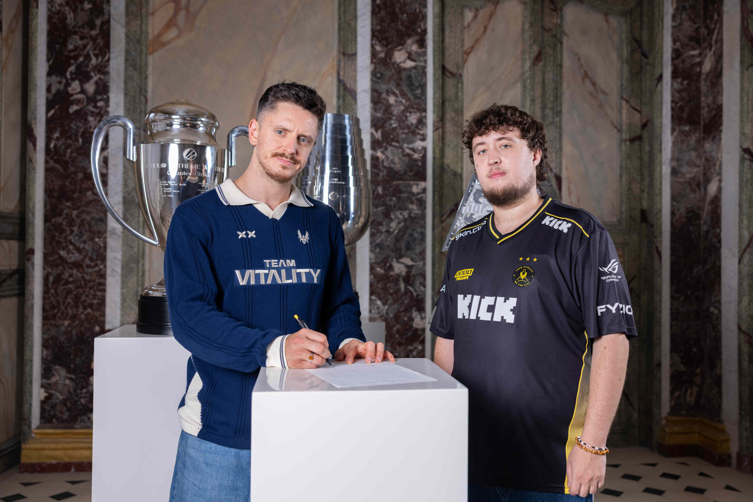 Team Vitality secures ZywOo and apEX on new contracts until 2028