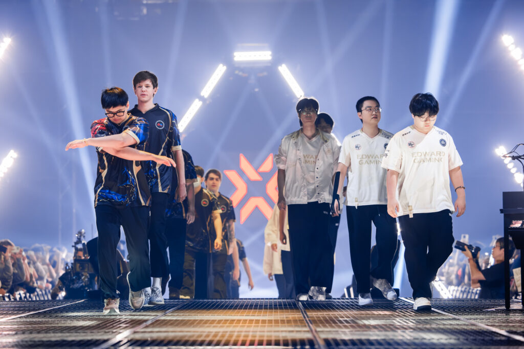PLEY ⇒ CS2, Valorant & Apex Legends News and Guides