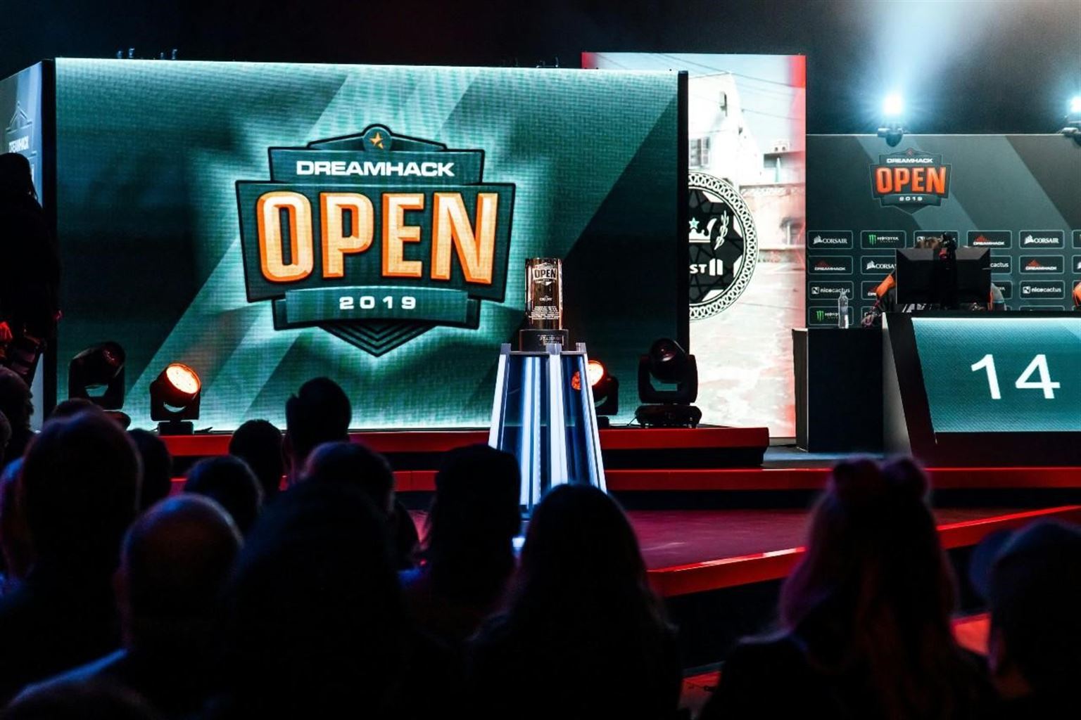 Unveiling the Titans: The Greatest Esports Teams of All Time - Pley.gg