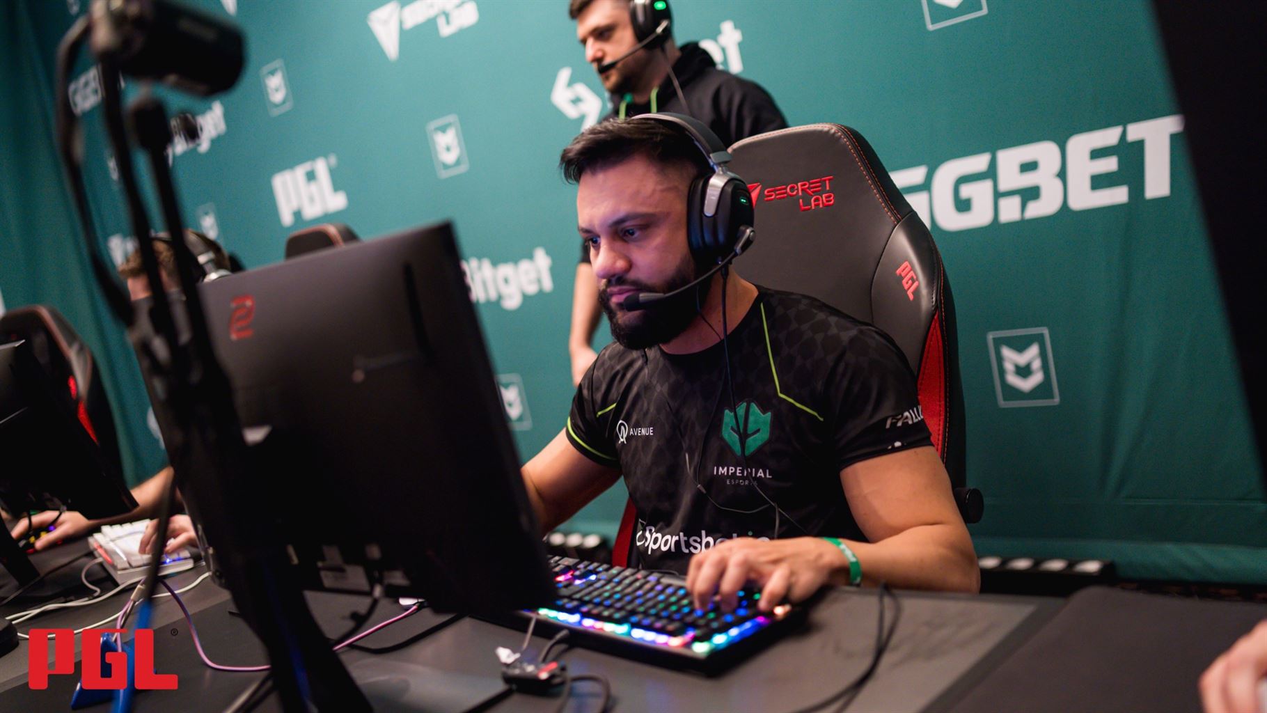 Eternal Fire avoid elimination after three-map-thriller - Pley.gg
