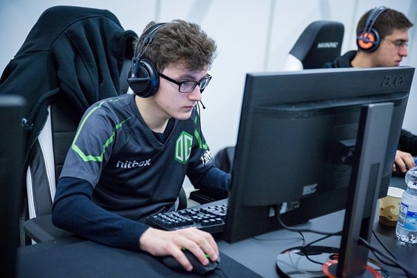 The Richest Gamer In The World - Pley.gg