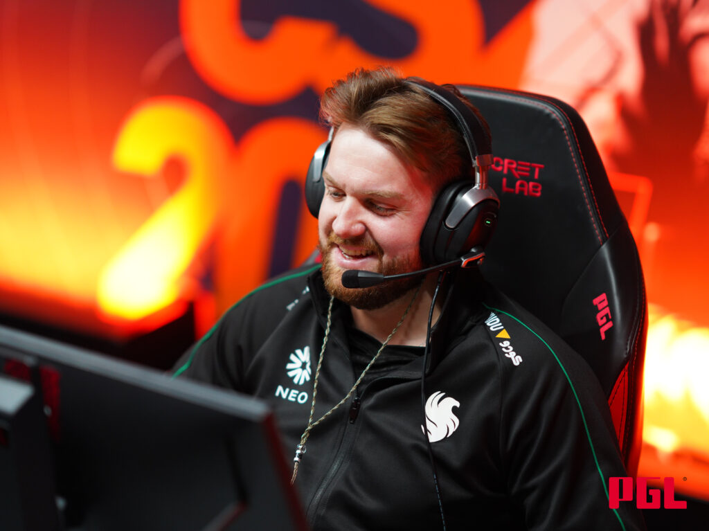 NiKo defends zonic: All the haters talking shit have no clue - Pley.gg NiKo defends zonic: All the haters talking shit have no clue - Pley.gg