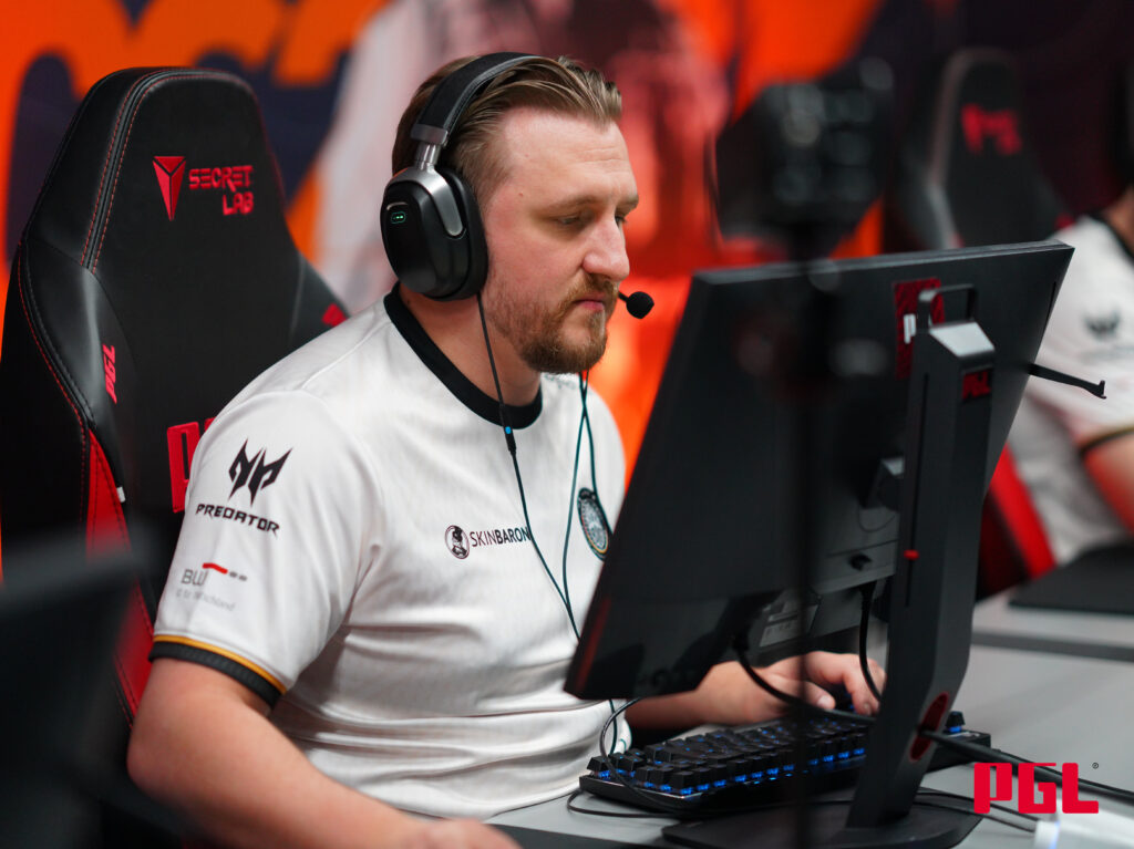 tabseN - Pley.gg